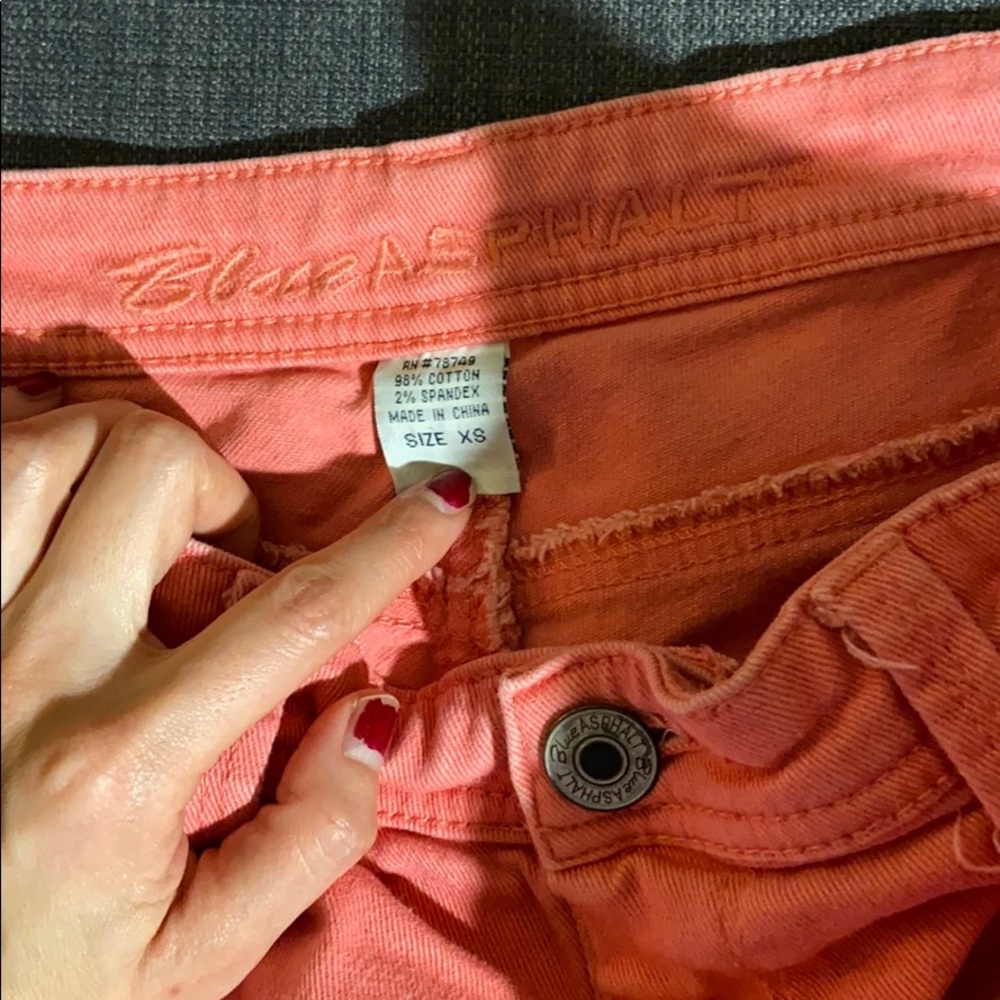 Jeans - Picture 2 of 2